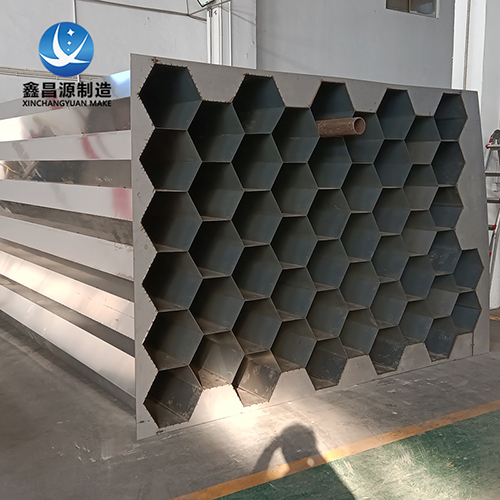 不銹鋼陽極管為什么選擇六邊形